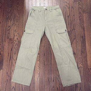 Billabong green cargo pants